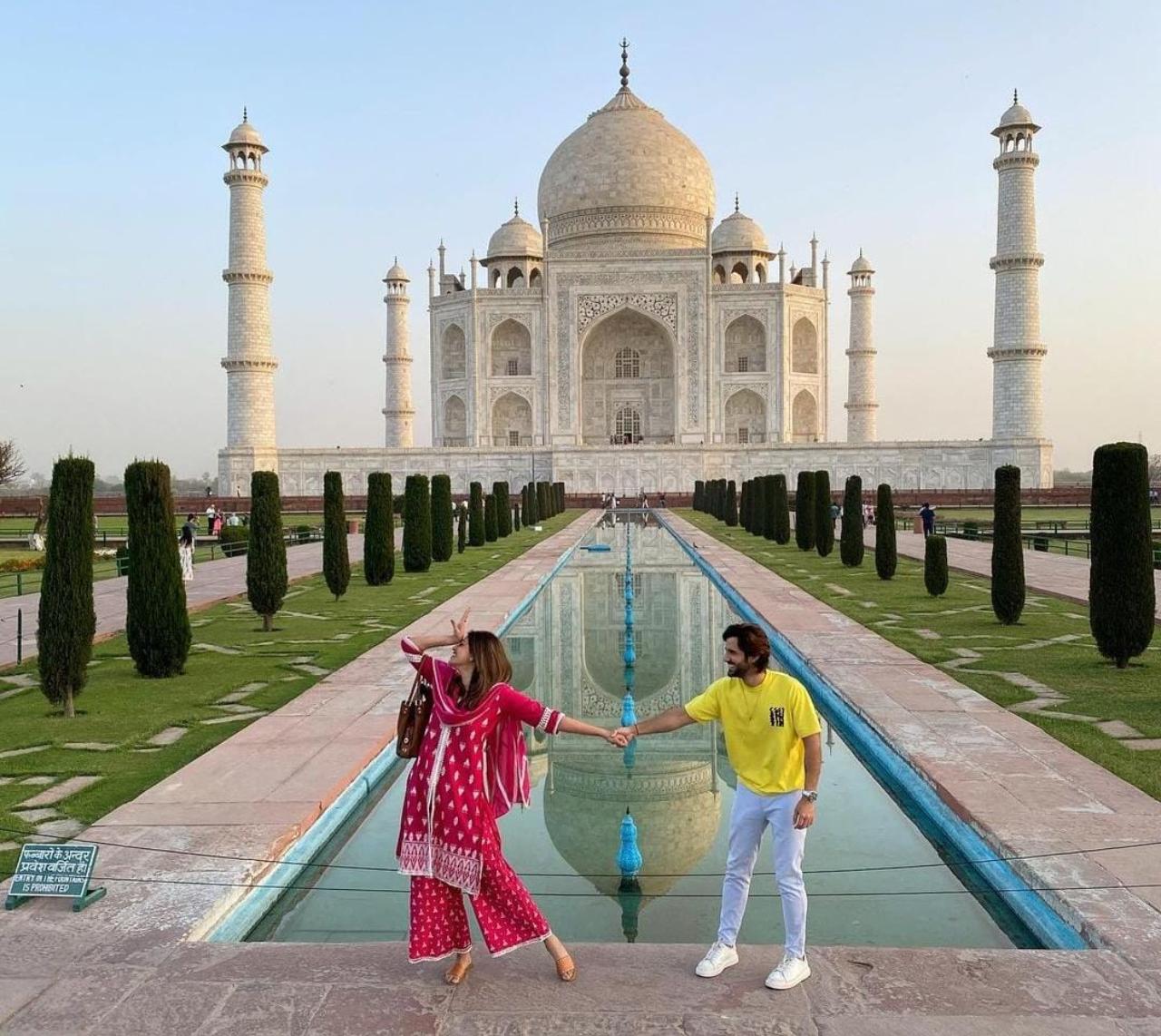 A symbol of love is exactly what Aditya and Anushka are, as the couple have a romantic getaway in front of one of the Seven wonders of the world Taj Mahal. The couple is seen wearing semi causal outfits as they hold their hands in a cute yet dramatic way showing their loving moments together.